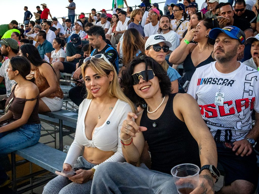 Aficionados en las gradas de la Tulum 100, tercera fecha de NASCAR México Series 2026