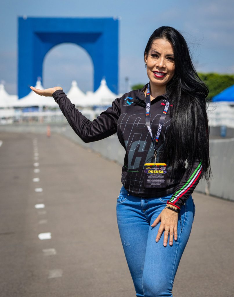 Imágenes chuscas de NASCAR México Series